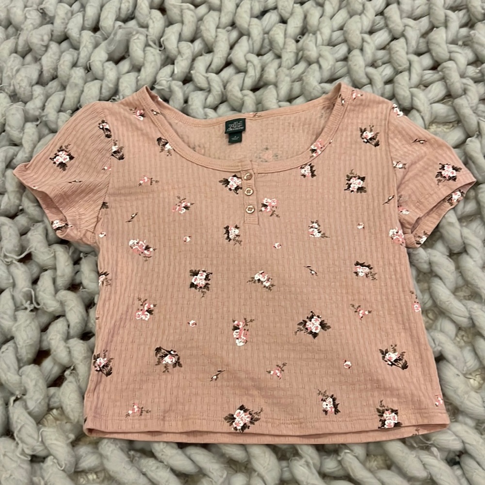 Cute floral top